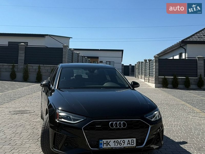 Седан Audi A4 2019 в Киеве