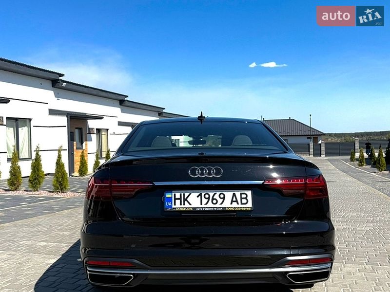 Седан Audi A4 2019 в Киеве