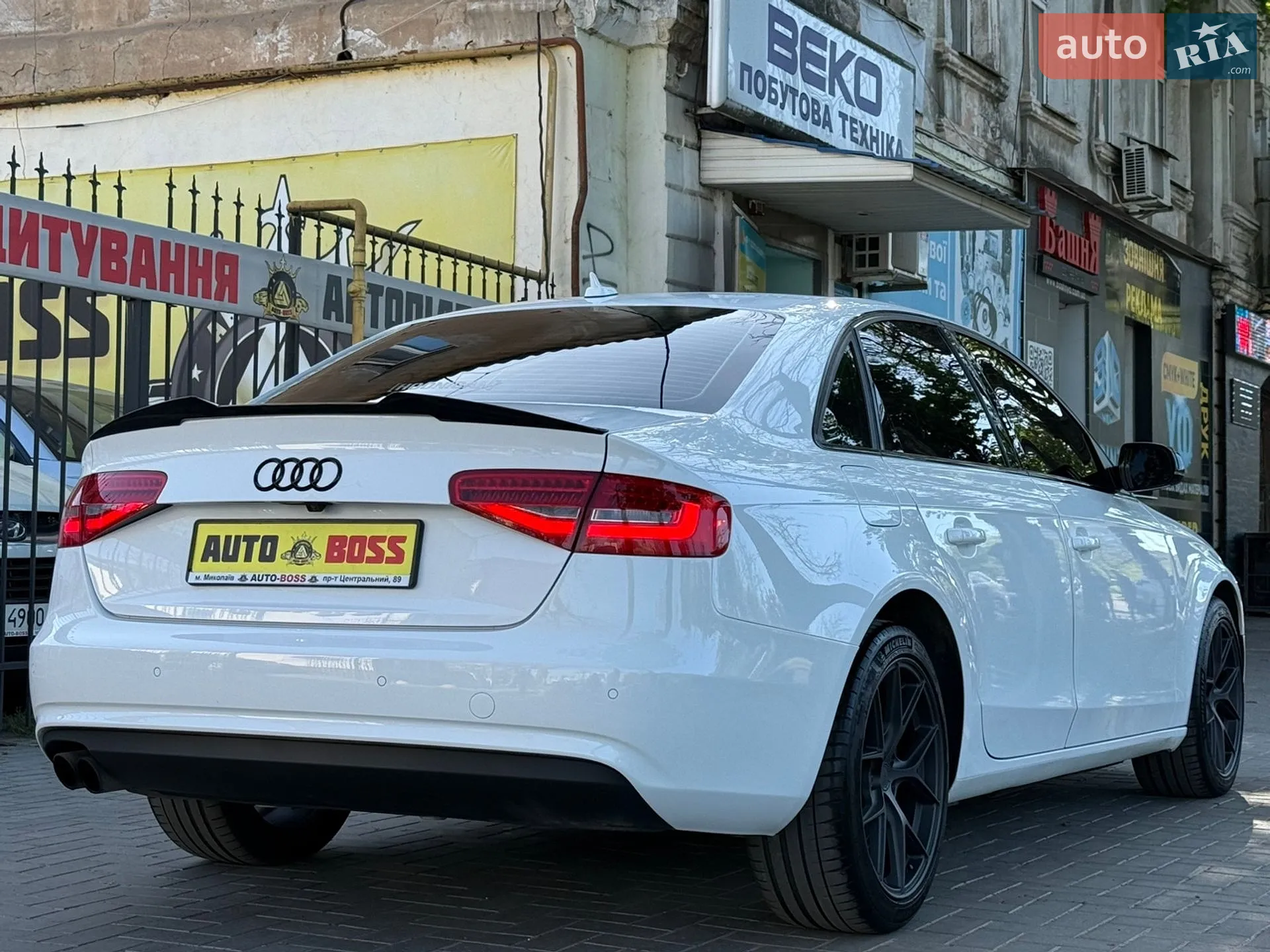 2012 Audi A4 - мініатюра 20