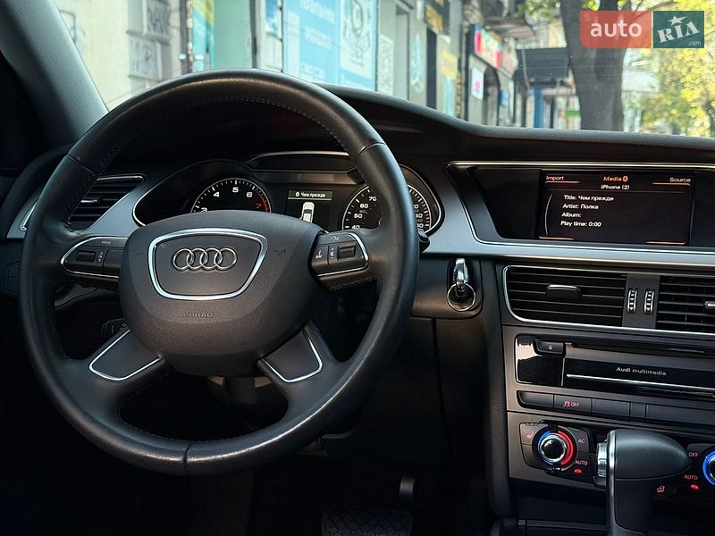 Седан Audi A4 2012 в Миколаєві