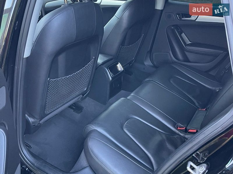 Седан Audi A4 2011 в Киеве