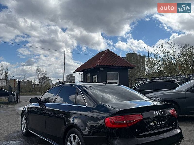 Седан Audi A4 2013 в Києві