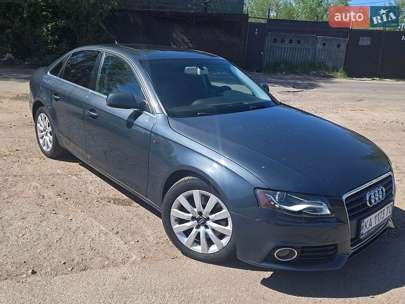 Седан Audi A4 2010 в Киеве
