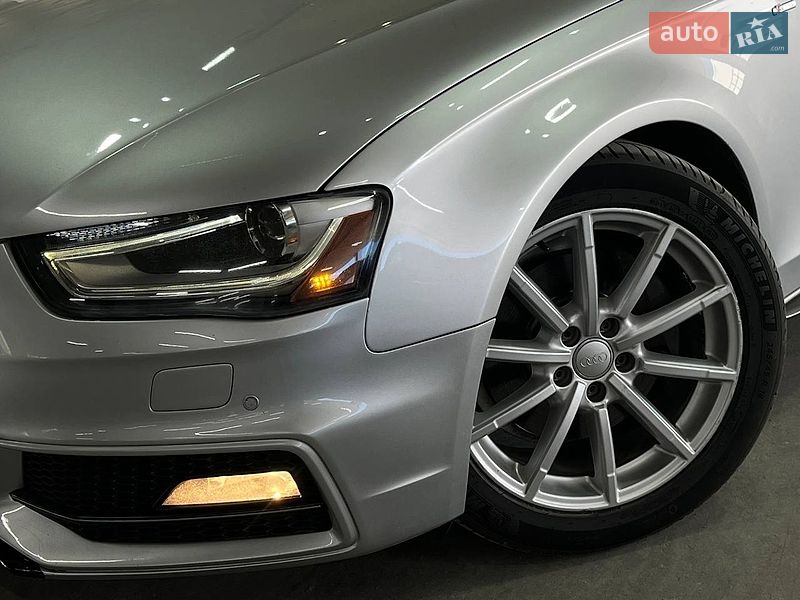 Седан Audi A4 2013 в Одесі