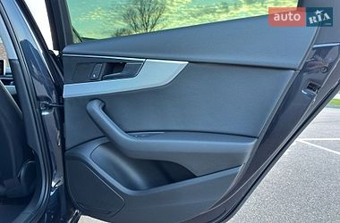 Седан Audi A4 2015 в Киеве