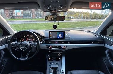 Седан Audi A4 2015 в Киеве