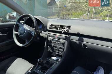 Универсал Audi A4 2003 в Малине