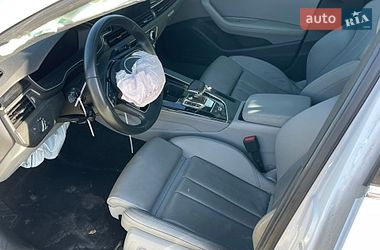 Седан Audi A4 2022 в Львове