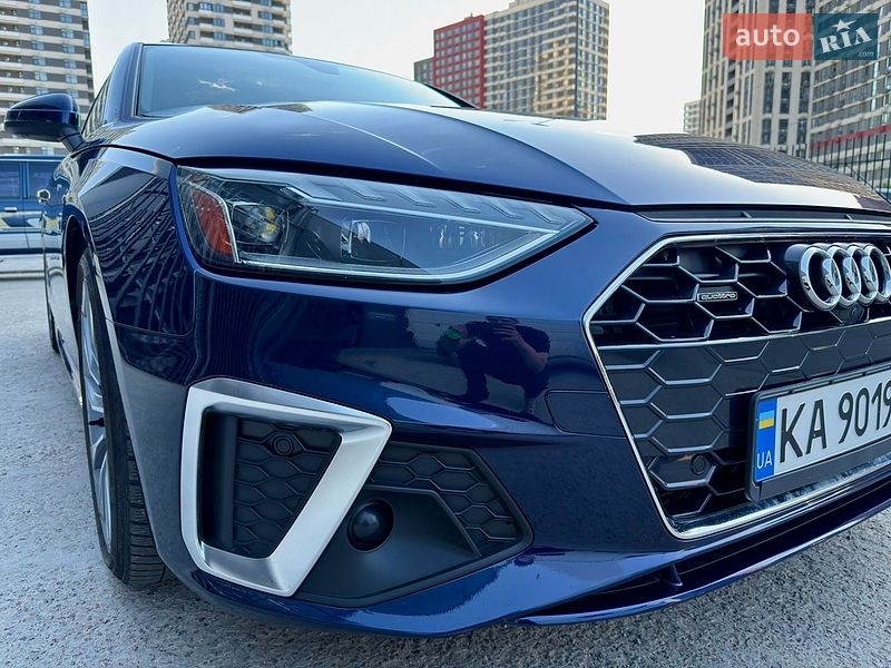 Седан Audi A4 2020 в Киеве