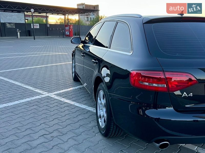 Універсал Audi A4 2011 в Дубні
