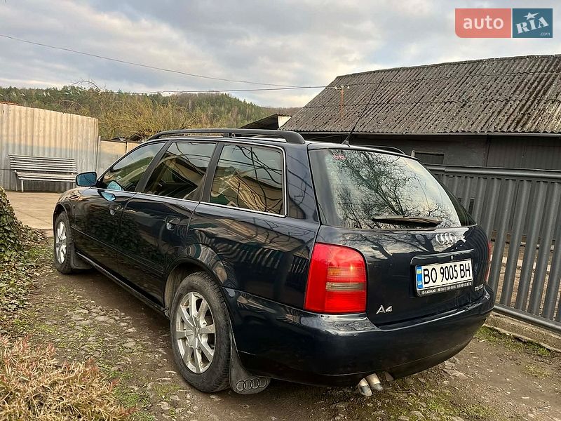 Универсал Audi A4 1996 в Подгайцах