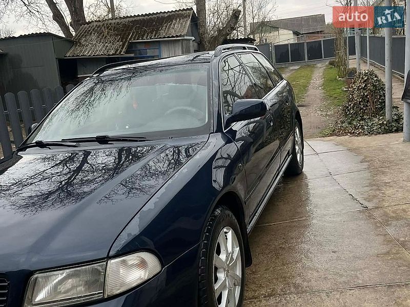 Универсал Audi A4 1996 в Подгайцах