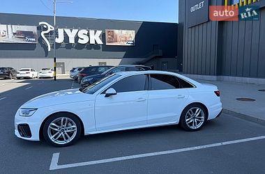 Седан Audi A4 2022 в Киеве