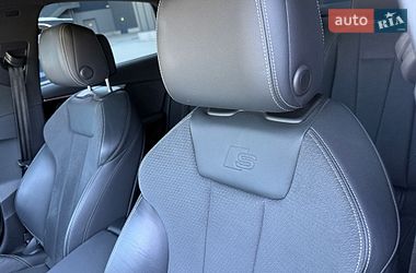 Седан Audi A4 2022 в Киеве
