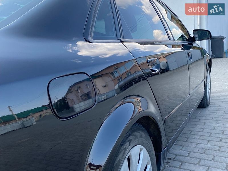 Седан Audi A4 2002 в Черновцах