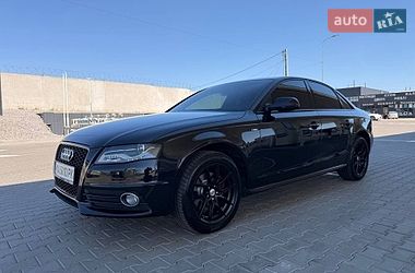 Седан Audi A4 2011 в Киеве