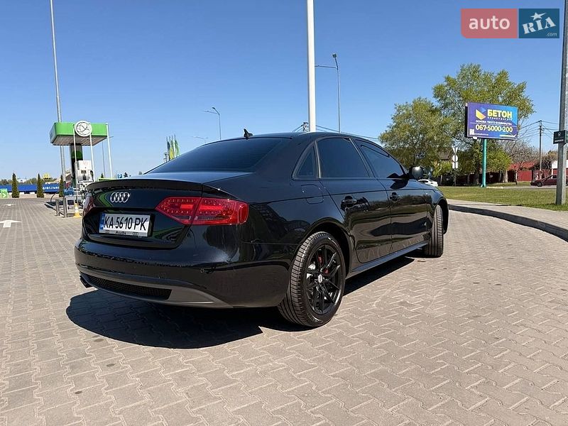 Седан Audi A4 2011 в Киеве