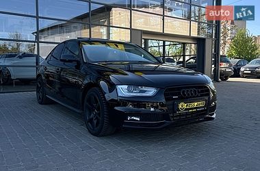 Седан Audi A4 2013 в Ивано-Франковске