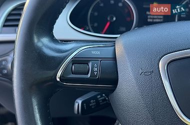 Седан Audi A4 2013 в Ивано-Франковске