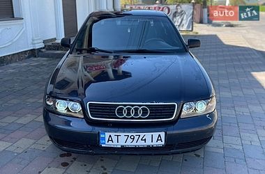 Седан Audi A4 1996 в Ивано-Франковске