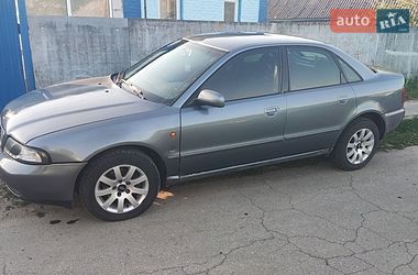 Седан Audi A4 1997 в Новой Басане