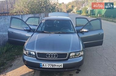 Седан Audi A4 1997 в Новой Басане