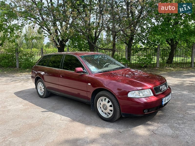 Универсал Audi A4 2000 в Виннице