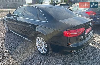 Седан Audi A4 2016 в Луцьку
