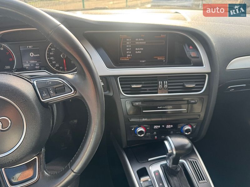 Седан Audi A4 2016 в Луцьку