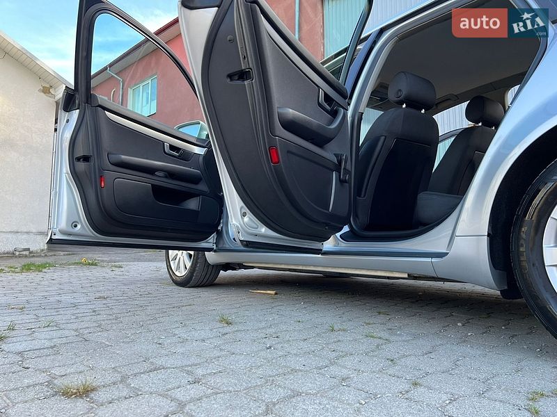 Універсал Audi A4 2004 в Надвірній