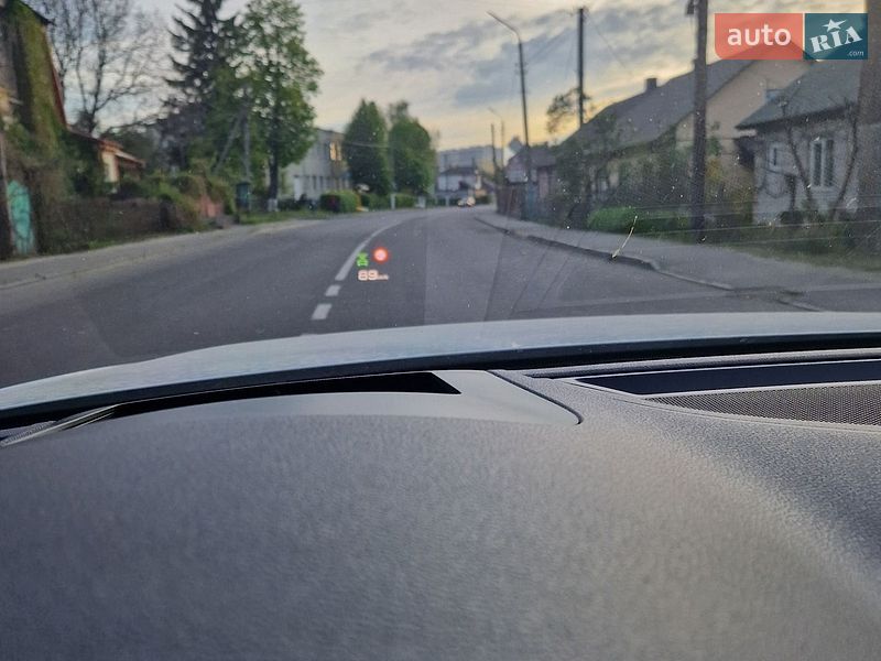 Седан Audi A4 2017 в Нововолинську