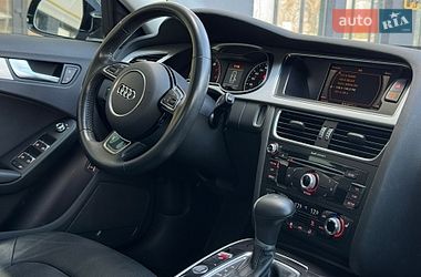 Седан Audi A4 2015 в Луцке