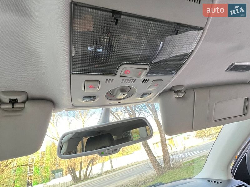 Універсал Audi A4 2005 в Новояворівську