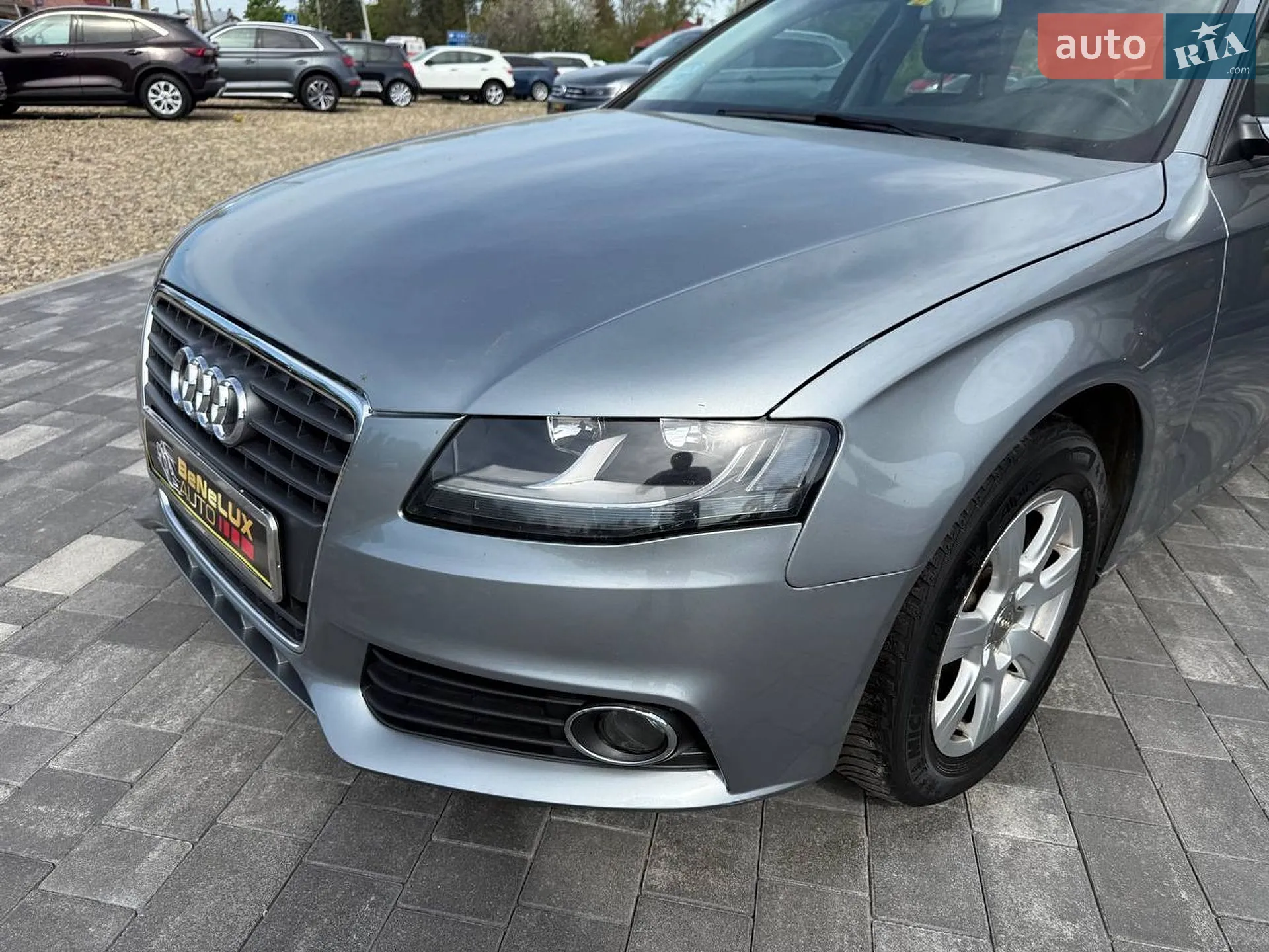 2010 Audi A4 - мініатюра 11