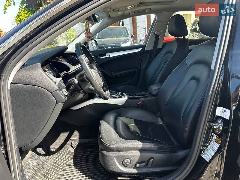 Седан Audi A4 2011 в Одессе
