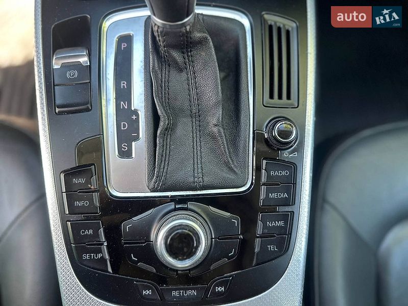 Седан Audi A4 2011 в Одессе