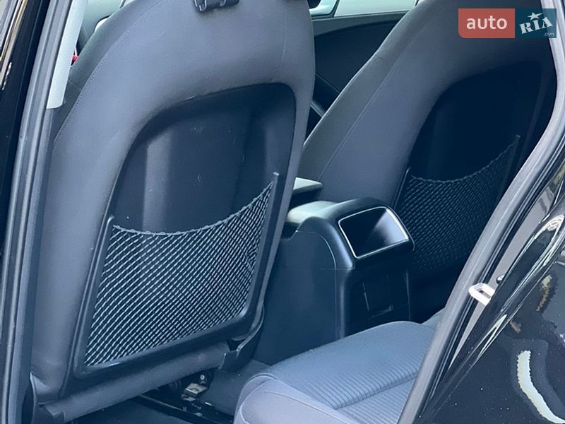 Універсал Audi A4 2012 в Новояворівську