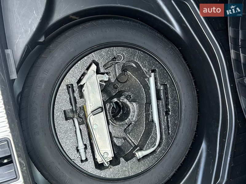 Универсал Audi A4 2003 в Сарнах