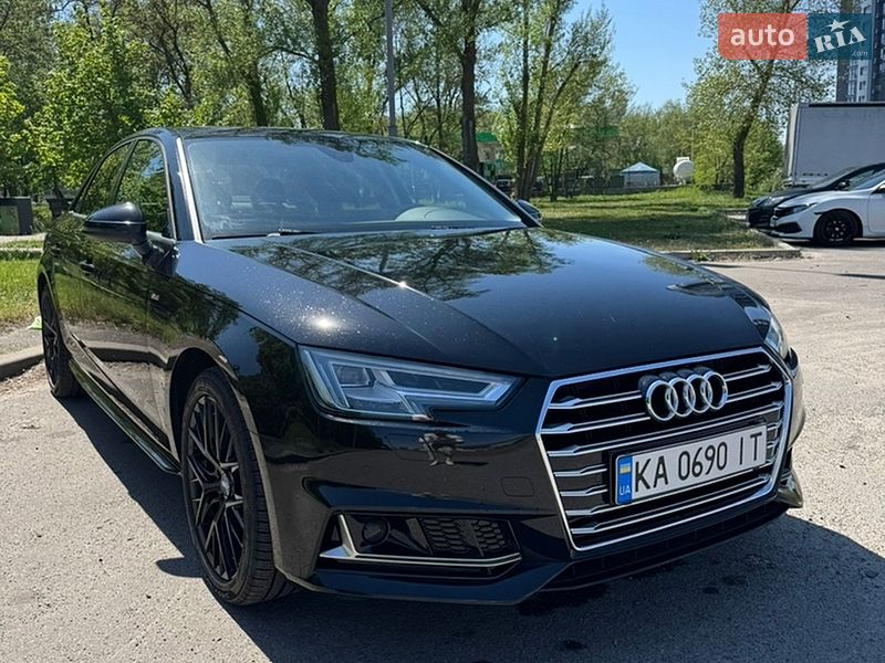 Седан Audi A4 2017 в Киеве