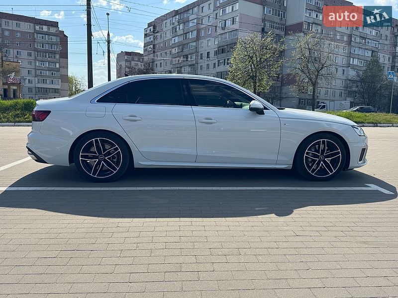 Седан Audi A4 2023 в Сумах