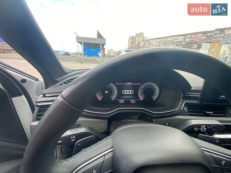 Седан Audi A4 2023 в Сумах