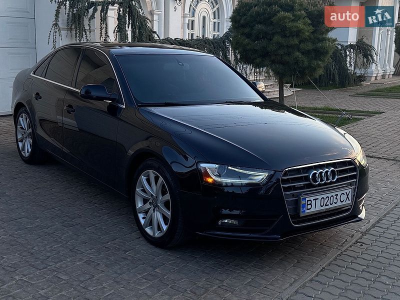 Седан Audi A4 2013 в Одессе