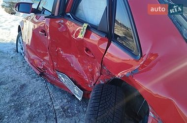 Седан Audi A4 2011 в Новояворовске