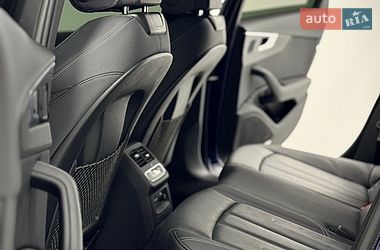 Седан Audi A4 2024 в Одесі
