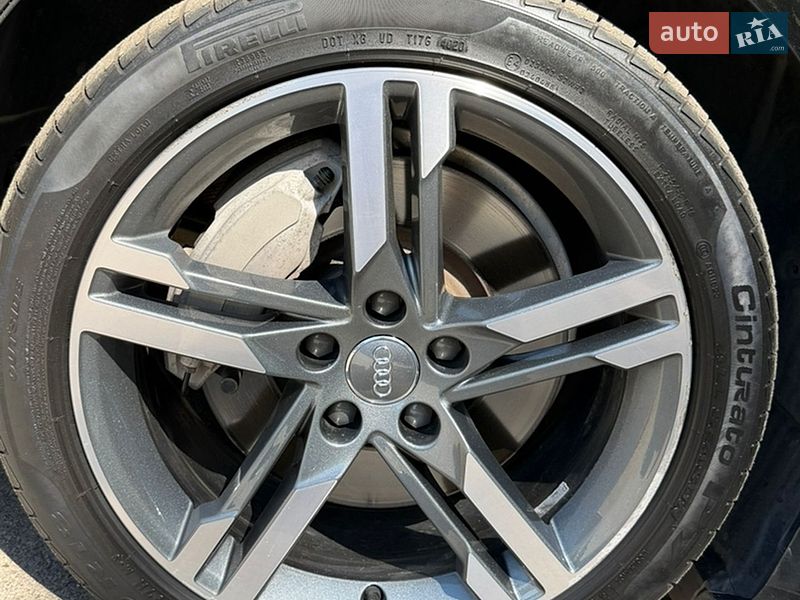 Седан Audi A4 2017 в Києві