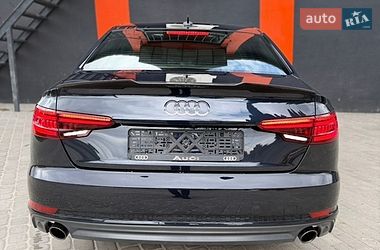 Седан Audi A4 2018 в Дубні