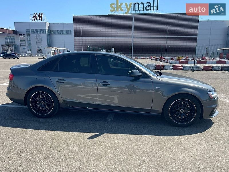 Седан Audi A4 2015 в Киеве