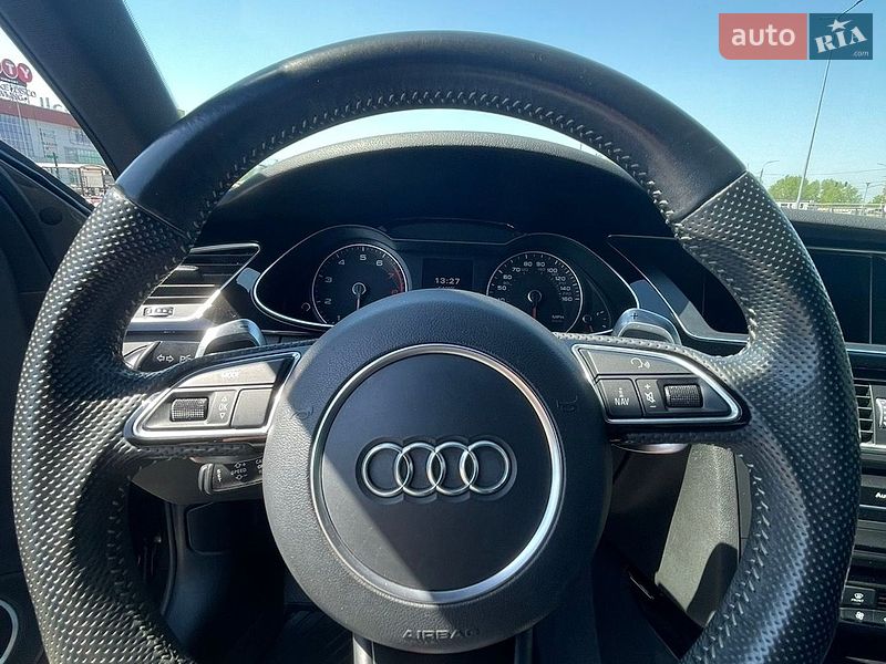 Седан Audi A4 2015 в Киеве
