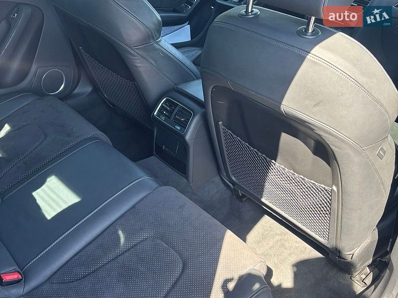 Седан Audi A4 2015 в Киеве