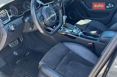 Седан Audi A4 2015 в Києві